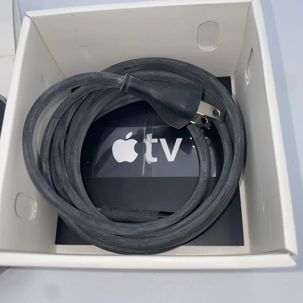 Apple TV A1469 3rd Generation With Remote & Power Cord